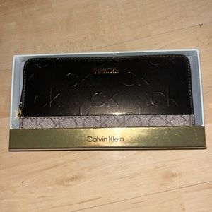 Calvin Klein Wallet/Small purse